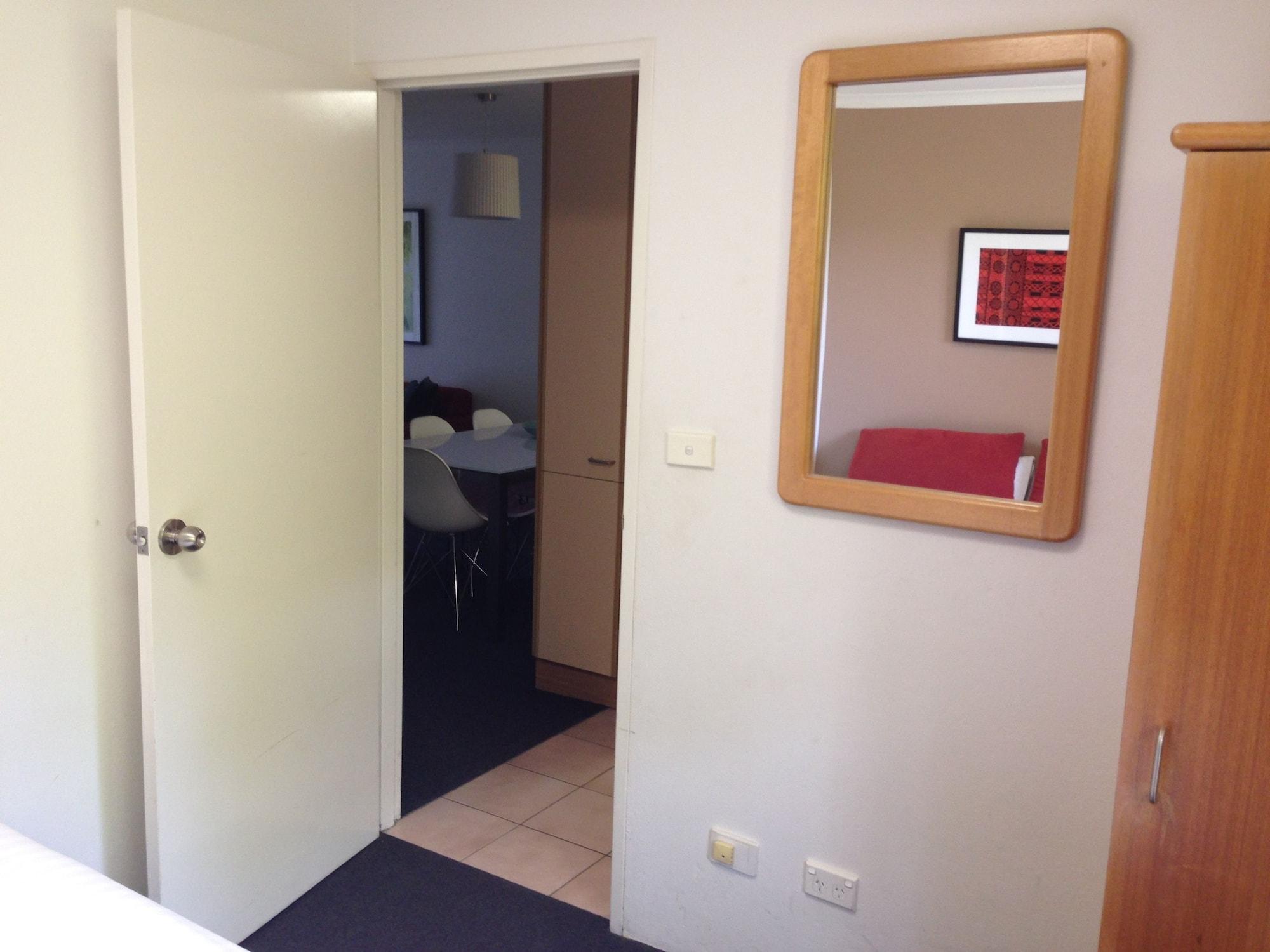 Adina Serviced Apartments Canberra Kingston Exterior foto