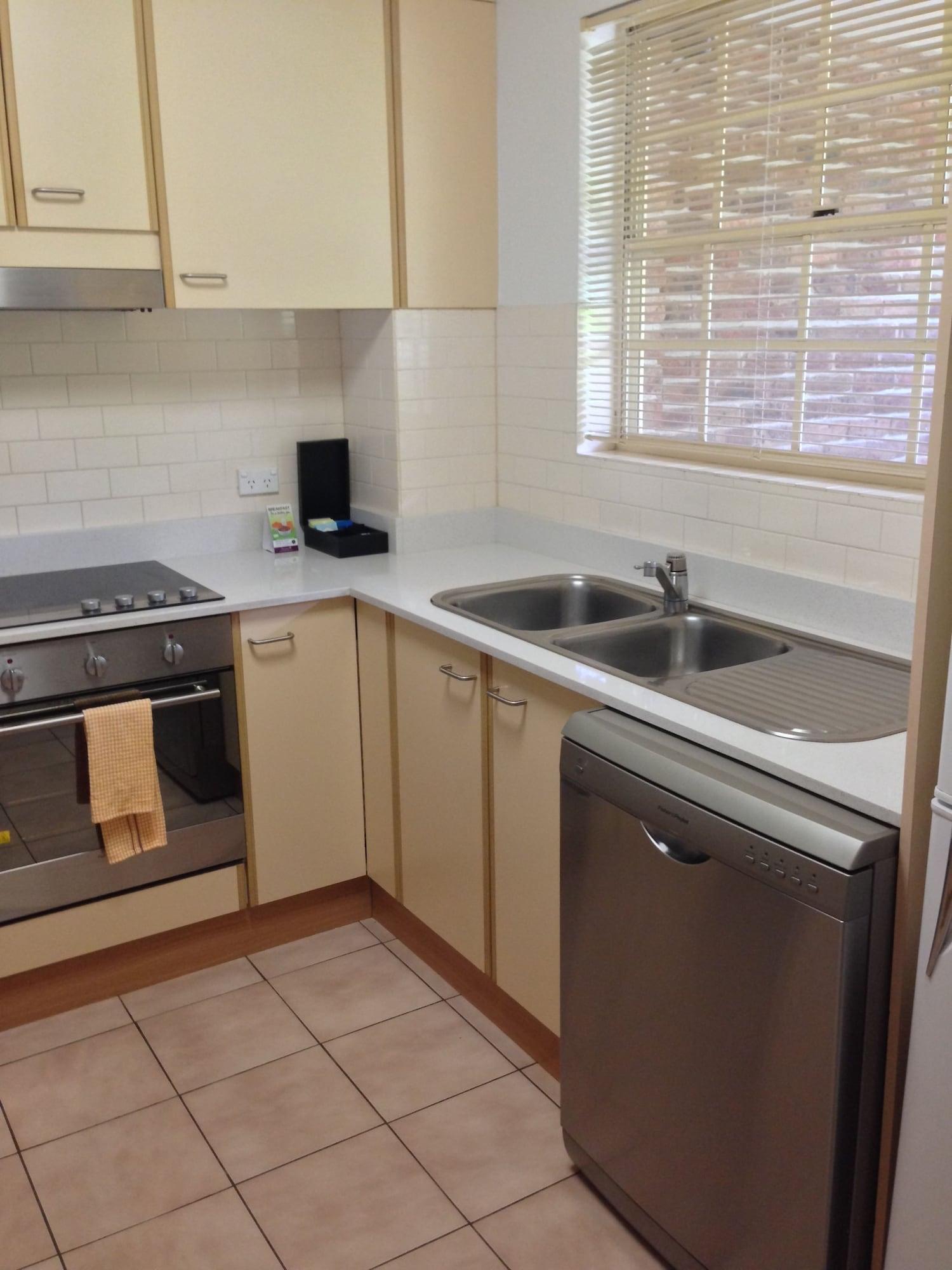 Adina Serviced Apartments Canberra Kingston Exterior foto