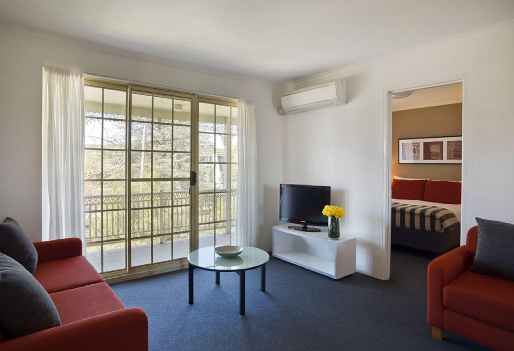 Adina Serviced Apartments Canberra Kingston Exterior foto