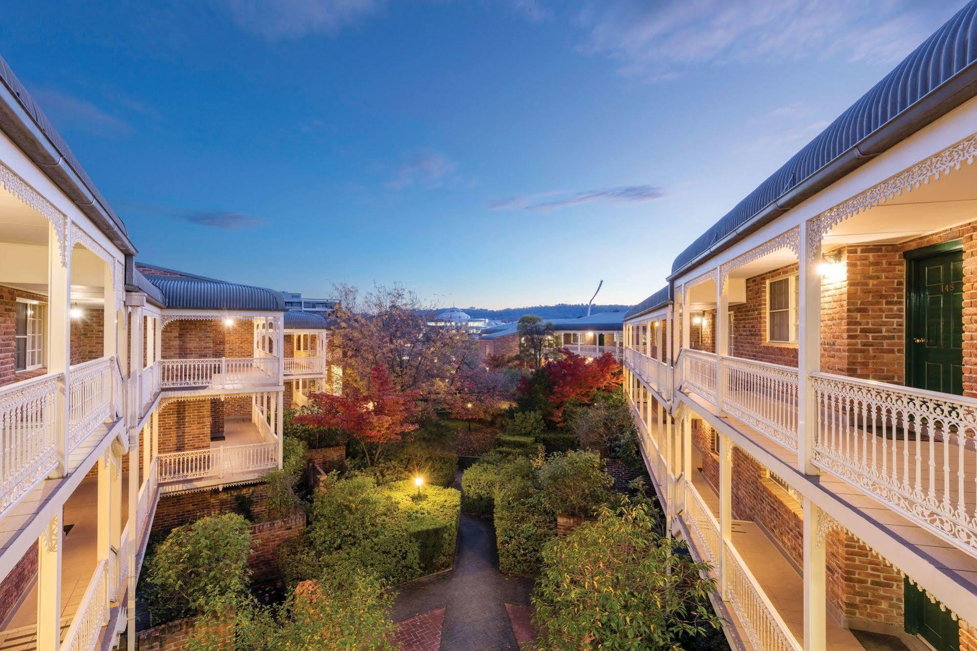 Adina Serviced Apartments Canberra Kingston Exterior foto